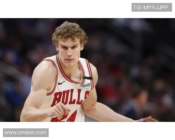 太阳队续约瑞安邓恩第三年球队选项上季场均69分36篮板表现稳定