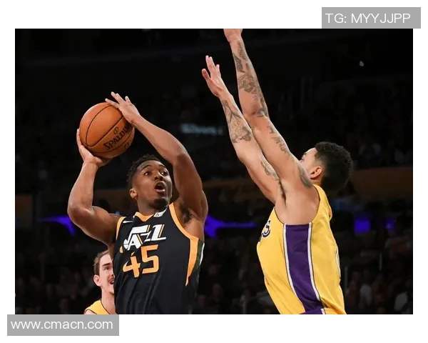 库兹马谈防守策略称能有效限制唐斯发挥让他感到受挫