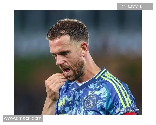 34岁前锋博里尼正式加盟英乙索尔福德城曾效力于利物浦和米兰等豪门