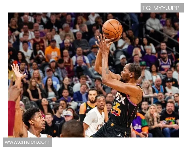 米切尔复出大爆发砍37分助队止连败八记三分展现超强火力