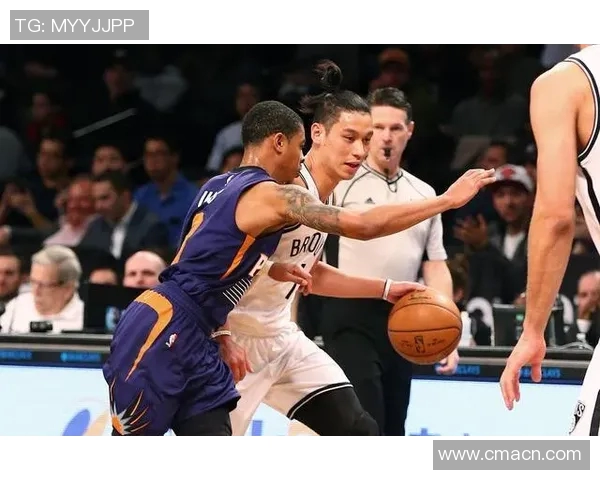 麦克丹尼尔斯全场拼搏35分钟16投10中斩获25分并送出4次盖帽