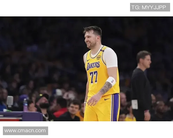 湖人新赛季四场比赛均有球员得分40东契奇和里夫斯表现惊艳