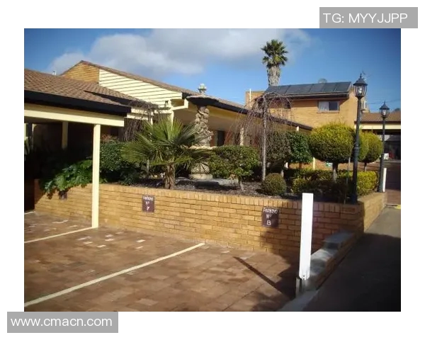 埃斯特旺与家人共同搬入新居，告别酒店生活开启新篇章