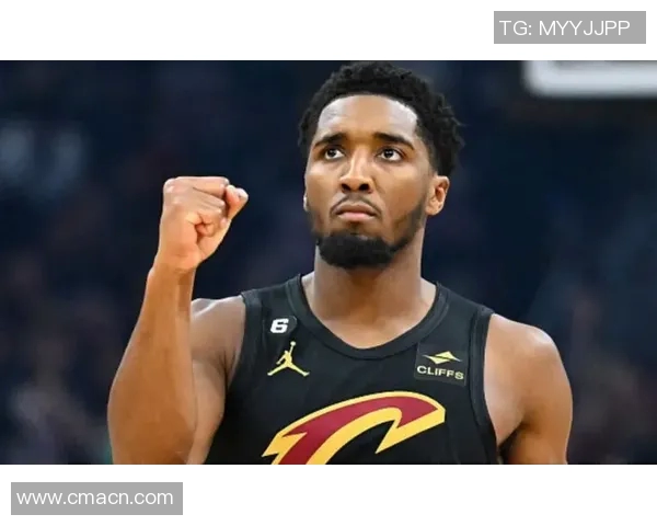 米勒表现低迷11投仅中3全场仅得14分助攻和篮板均不理想