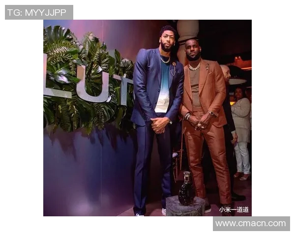 浓眉谈球队精神：信任与竞争并重展现团队凝聚力与斗志