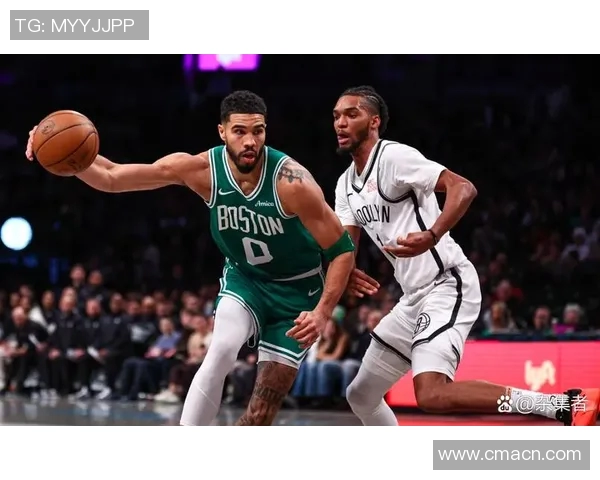 布朗称赞塔图姆积极参与客场比赛展现出色团队精神